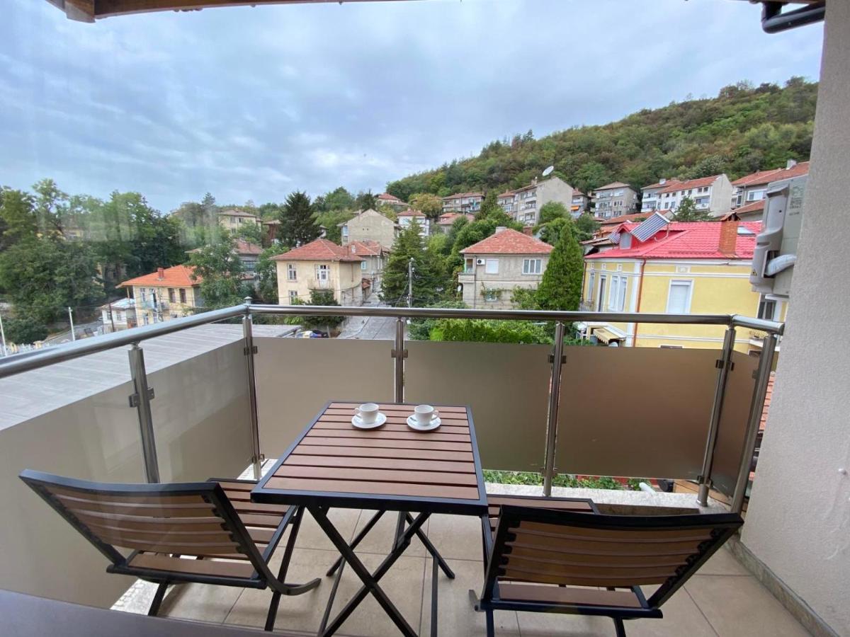 Coziness And Comfort In The Old Town Veliko Tarnovo Exterior foto